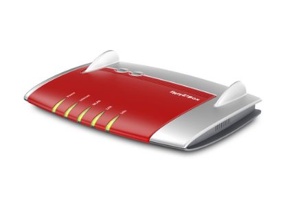 Immagine di FRITZ!Box Box 4040 router wireless Gigabit Ethernet Dual-band (2.4 GHz/5 GHz) Rosso