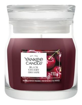 Immagine di Yankee Candle Black Cherry candela di cera Rotondo Ciliegia (frutto) Colore ciliegia 1 pz