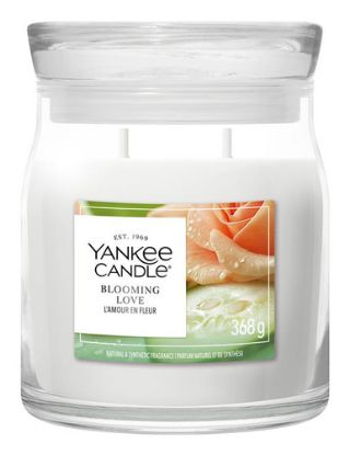 Immagine di Yankee Candle Blooming Love candela di cera Rotondo Fiore Verde 1 pz
